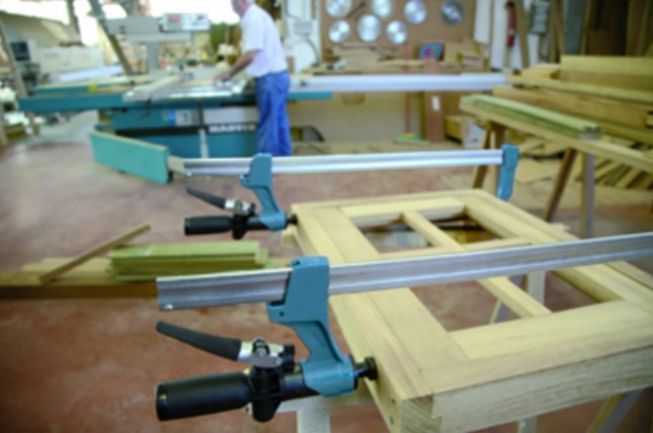 Presse Hydraulique URKO - Serrage 300mm - Saillie 107mm - Rail 35x8mm - 503H2 – Image 5